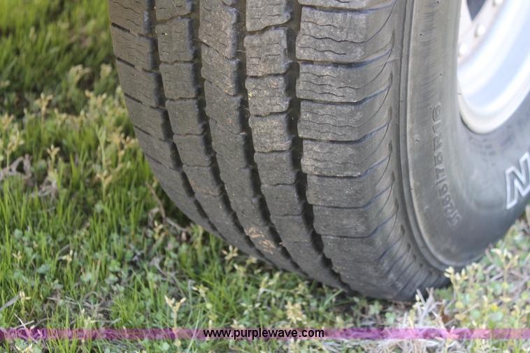 image for item K8977 2005 Chevrolet Silverado 1500 Ext. Cab pickup truck