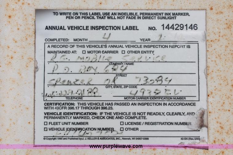 image for item K8979 1980 Fruehauf flatbed trailer