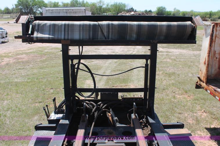 image for item K8980 2007 Benlee TASM265 container trailer