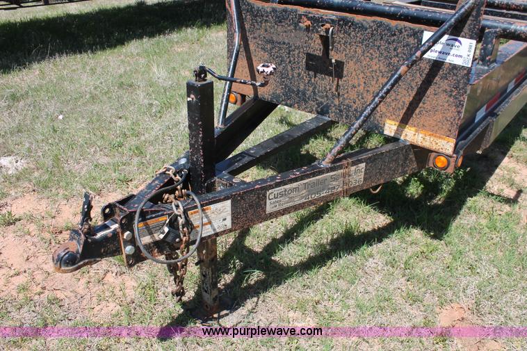 image for item K8981 2013 Top Hat pipe trailer