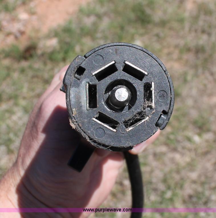 image for item K8981 2013 Top Hat pipe trailer