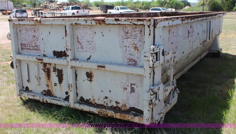 image for item K8982 Roll off container