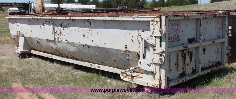 image for item K8982 Roll off container