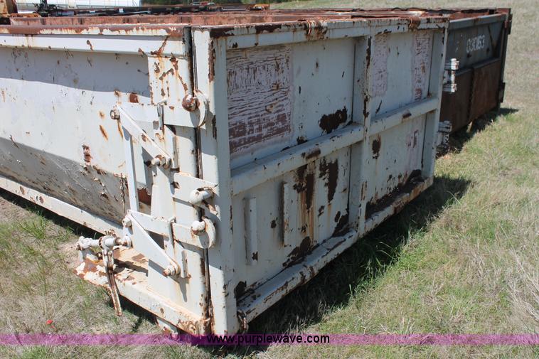 image for item K8982 Roll off container