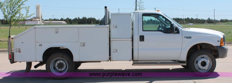 image for item K8983 1999 Ford F550 Super Duty XL service truck