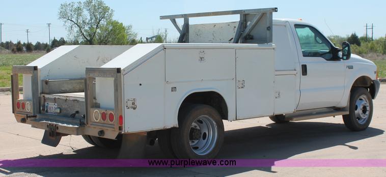 image for item K8983 1999 Ford F550 Super Duty XL service truck
