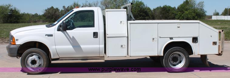 image for item K8983 1999 Ford F550 Super Duty XL service truck
