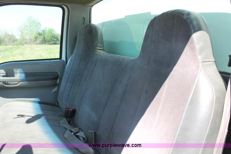 image for item K8983 1999 Ford F550 Super Duty XL service truck