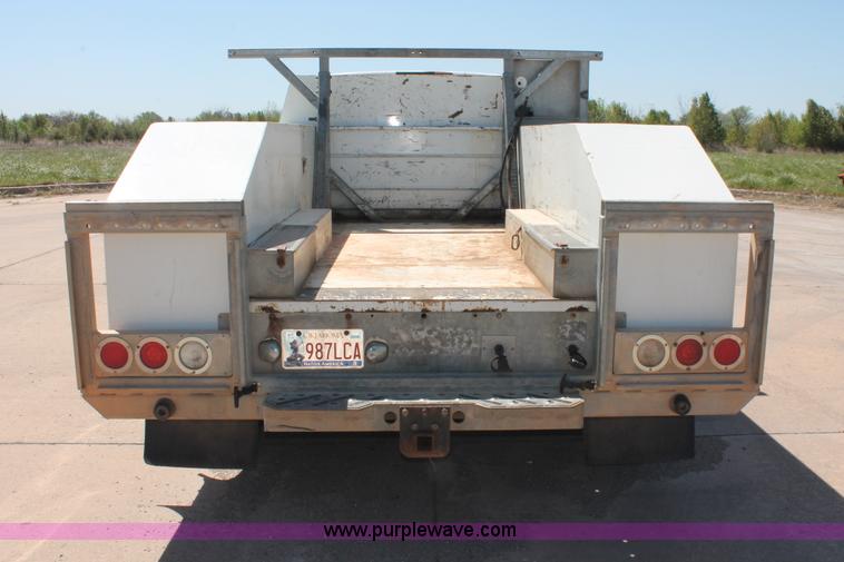 image for item K8983 1999 Ford F550 Super Duty XL service truck