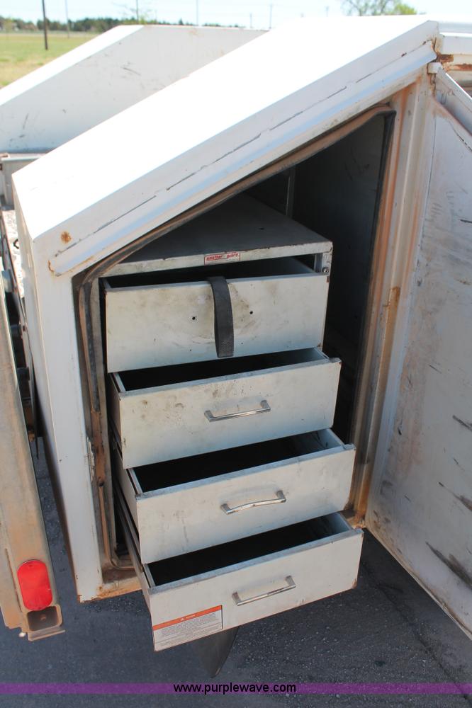 image for item K8983 1999 Ford F550 Super Duty XL service truck