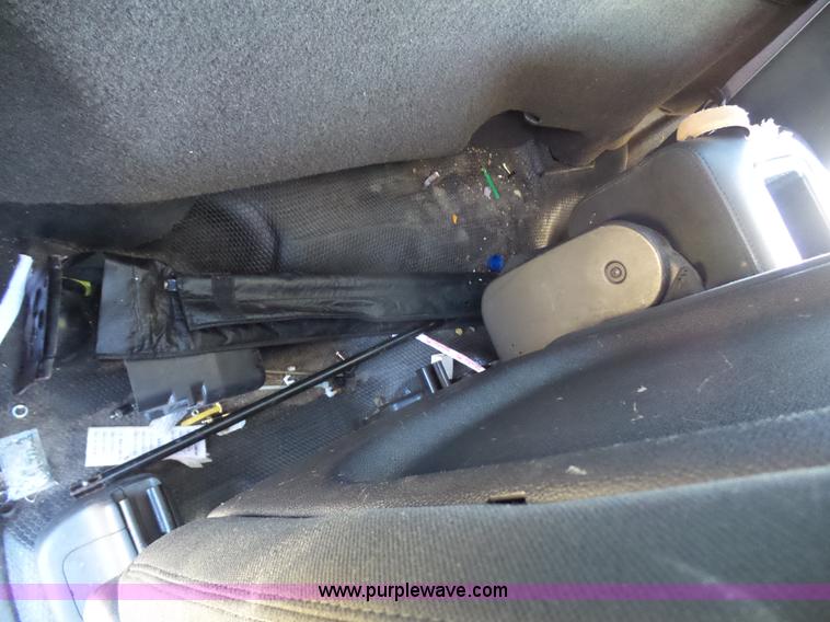 image for item L1530 2008 GMC Sierra 1500 pickup truck