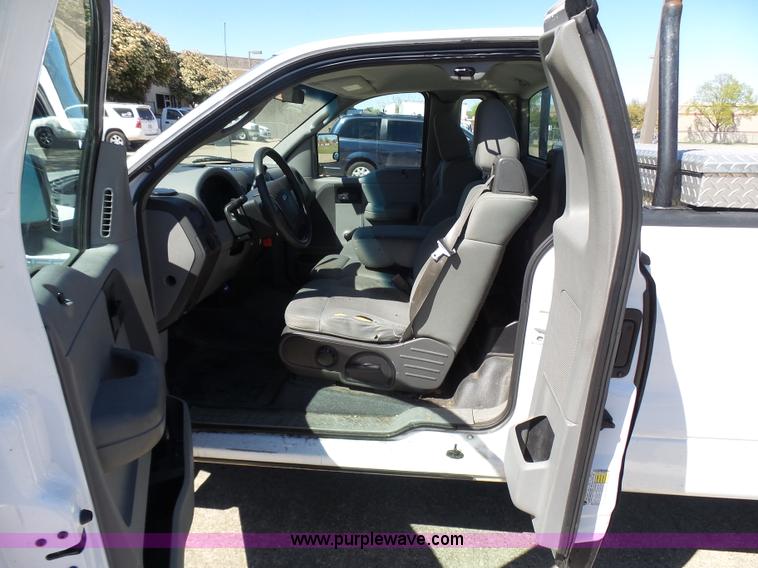 image for item L1531 2007 Ford F150 Ext. Cab pickup truck