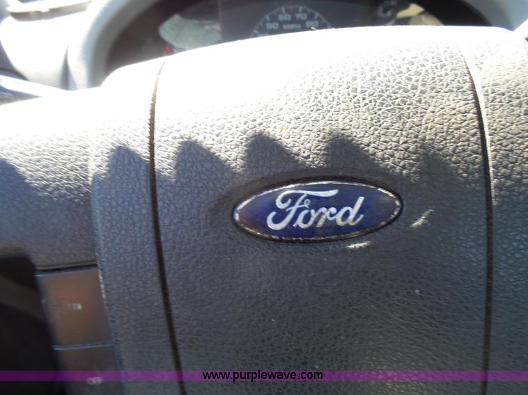 image for item L1531 2007 Ford F150 Ext. Cab pickup truck