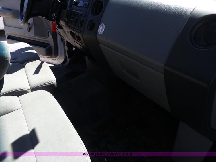 image for item L1531 2007 Ford F150 Ext. Cab pickup truck