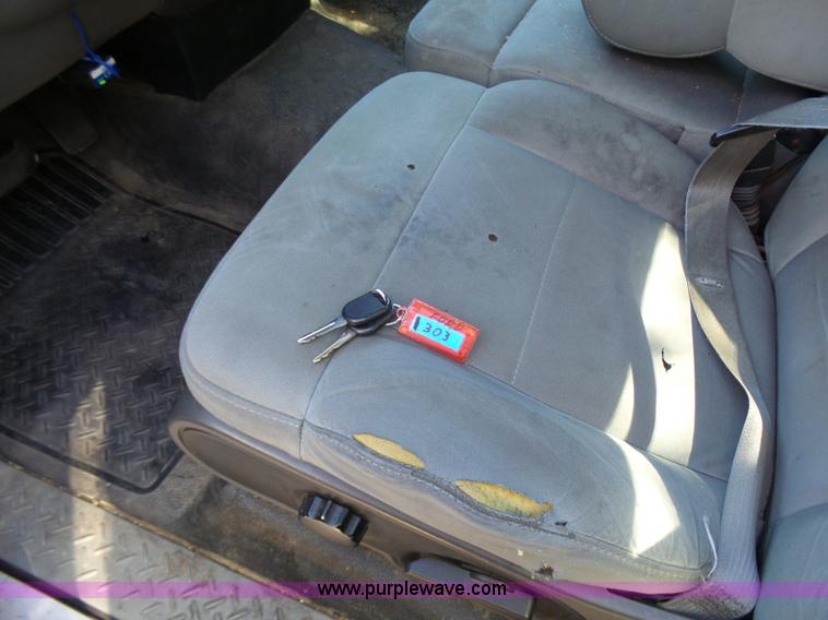 image for item L1531 2007 Ford F150 Ext. Cab pickup truck