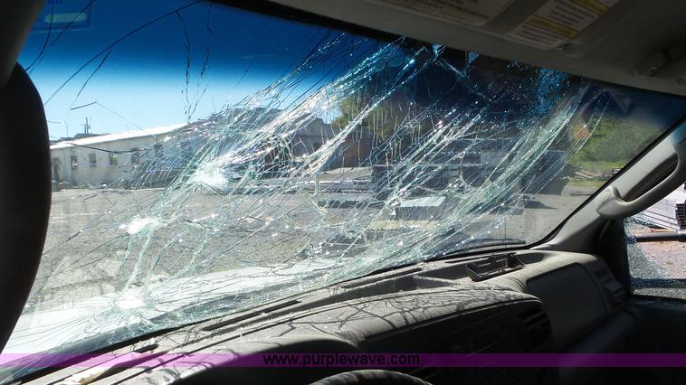 image for item L2161 2005 Ford F450 Super Duty utility truck