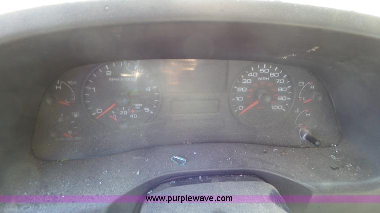 image for item L2161 2005 Ford F450 Super Duty utility truck