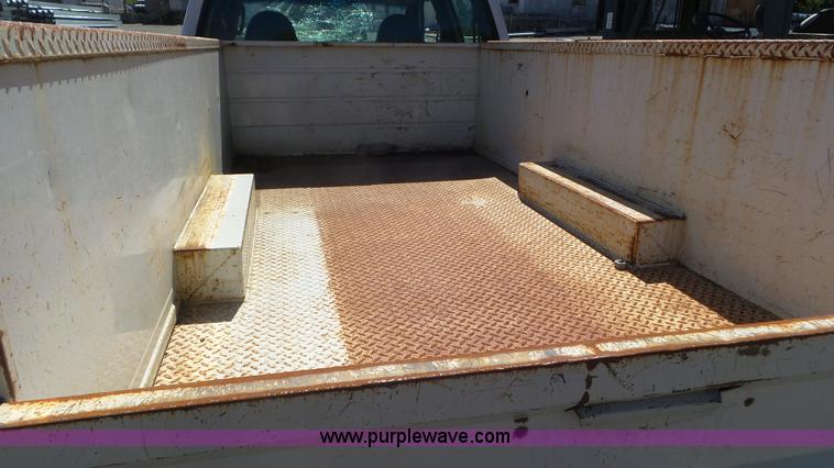 image for item L2161 2005 Ford F450 Super Duty utility truck