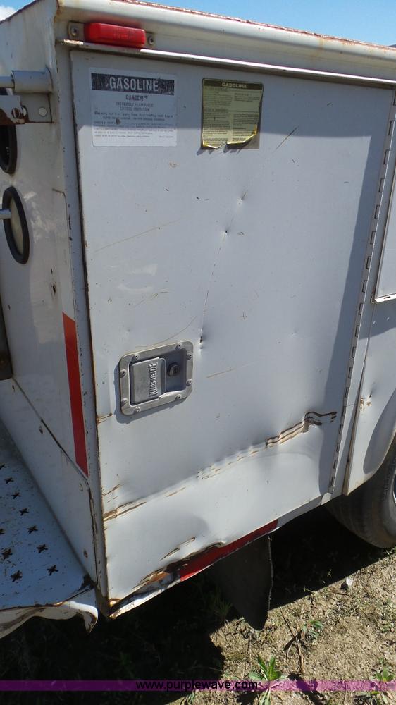 image for item L2161 2005 Ford F450 Super Duty utility truck