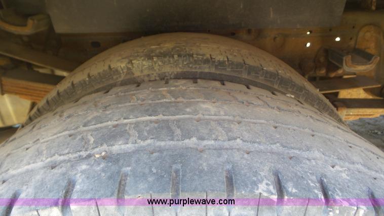 image for item L2161 2005 Ford F450 Super Duty utility truck