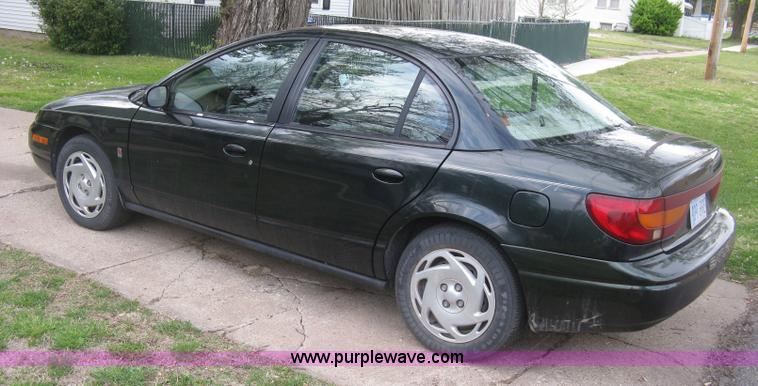 image for item L3824 2000 Saturn SL