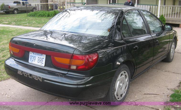 image for item L3824 2000 Saturn SL