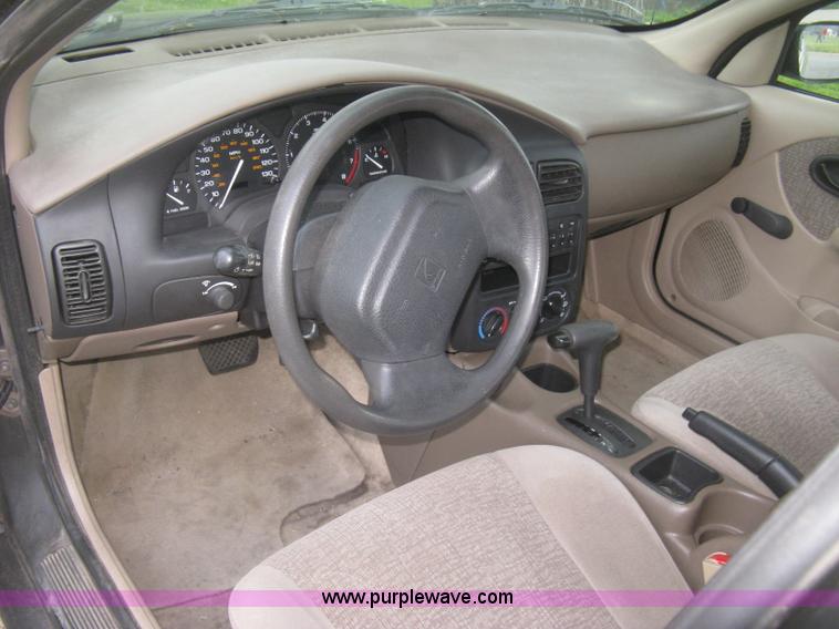 image for item L3824 2000 Saturn SL