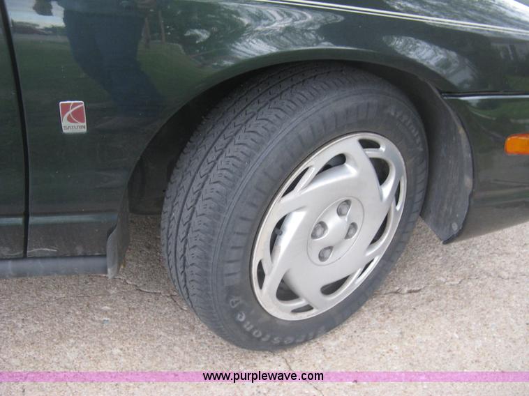 image for item L3824 2000 Saturn SL