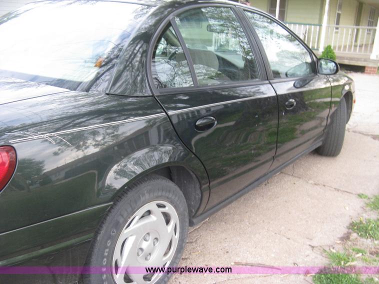 image for item L3824 2000 Saturn SL