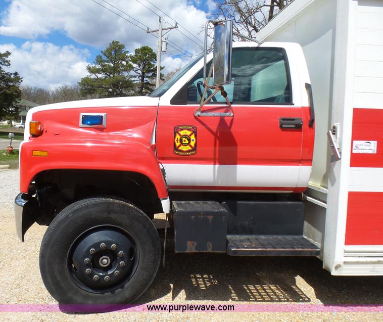 image for item L5490 1994 Chevrolet Kodiak delivery truck