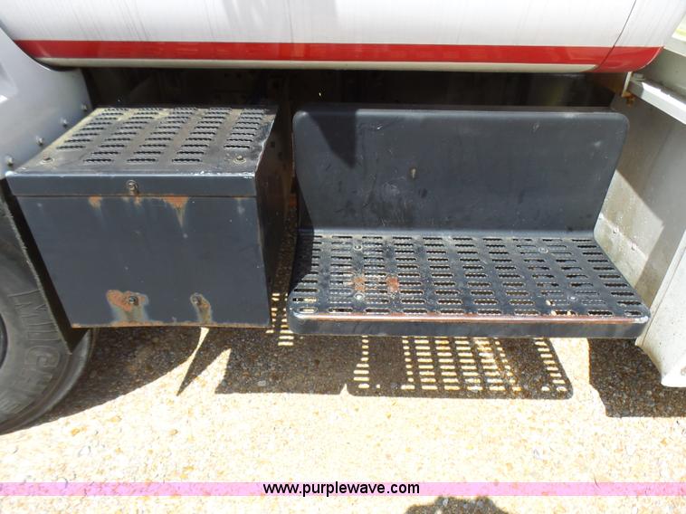 image for item L5490 1994 Chevrolet Kodiak delivery truck