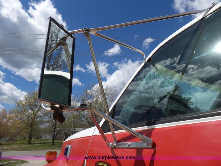 image for item L5490 1994 Chevrolet Kodiak delivery truck