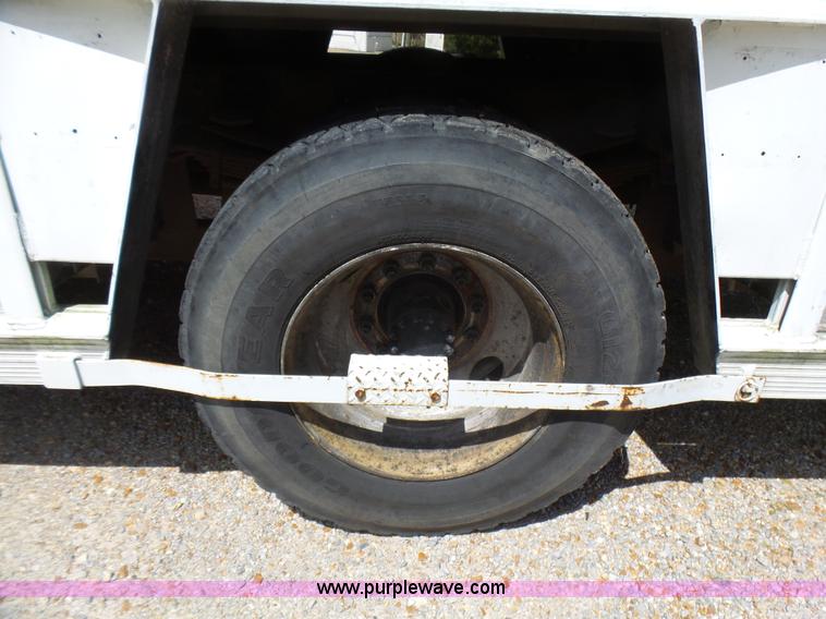 image for item L5490 1994 Chevrolet Kodiak delivery truck