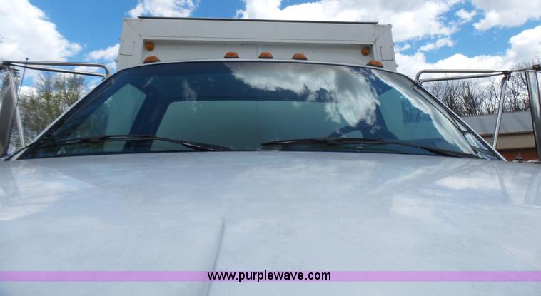 image for item L5490 1994 Chevrolet Kodiak delivery truck