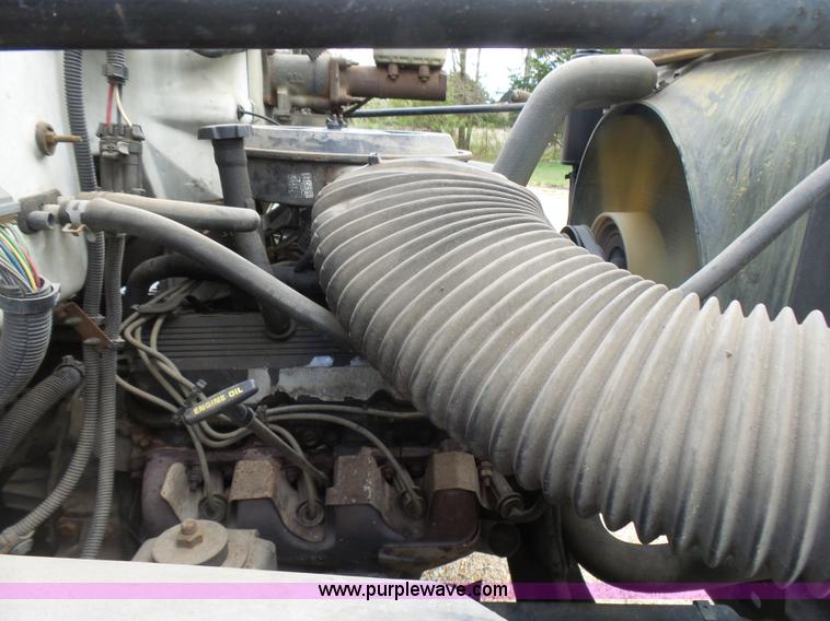 image for item L5490 1994 Chevrolet Kodiak delivery truck