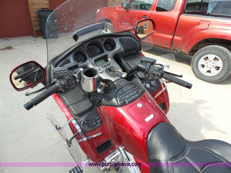 image for item L5655 2004 Honda GL1800 Gold Wing motorcycle