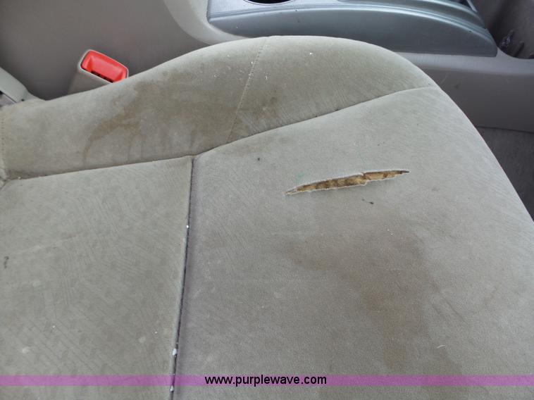 image for item L5660 2006 Toyota Tacoma SR5 Ext. Cab pickup truck