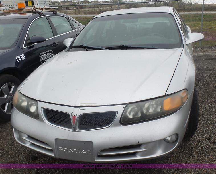 image for item L7473 2003 Pontiac Bonneville SE