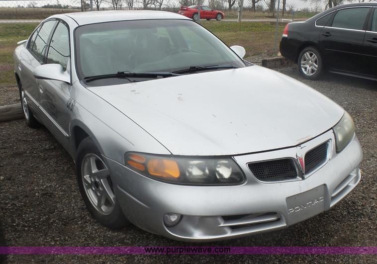 image for item L7473 2003 Pontiac Bonneville SE