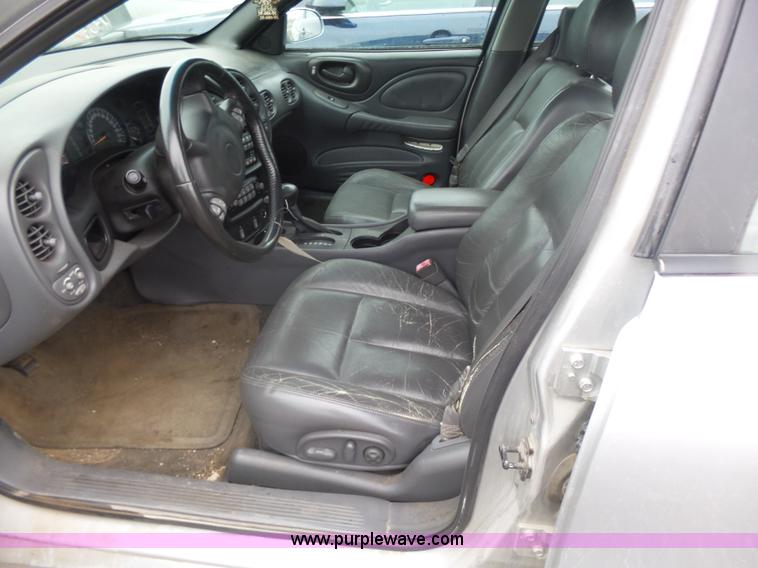 image for item L7473 2003 Pontiac Bonneville SE