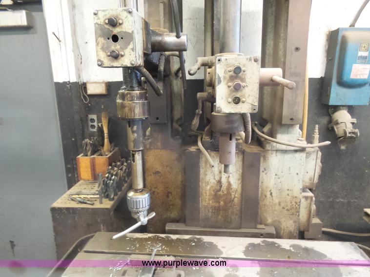 image for item L7474 Avey drilling machine