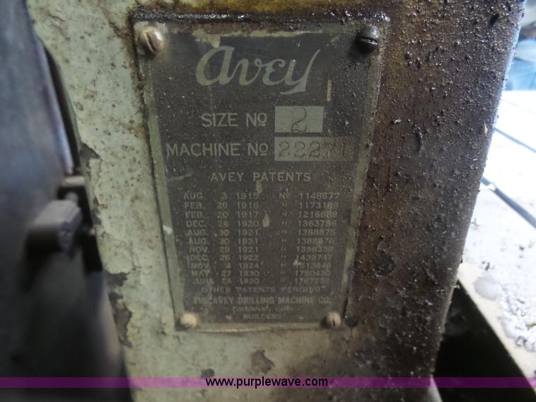 image for item L7474 Avey drilling machine
