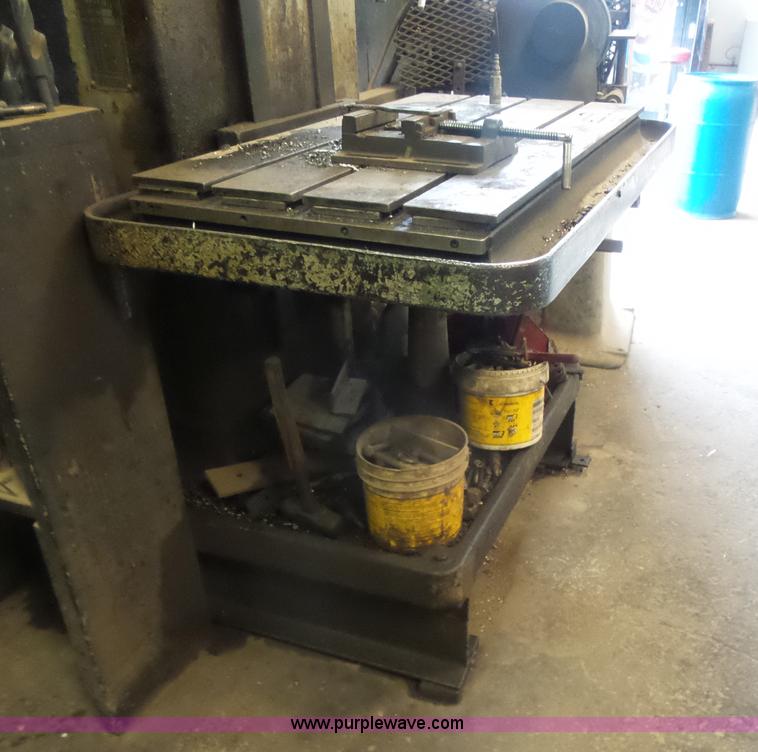 image for item L7474 Avey drilling machine