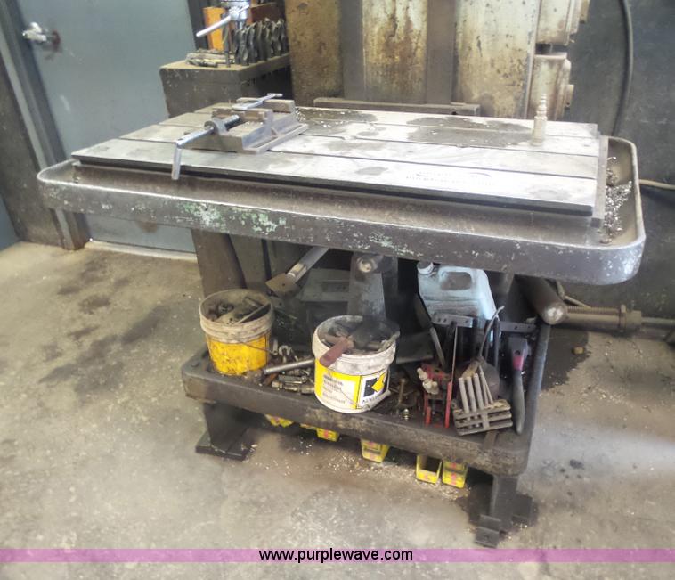 image for item L7474 Avey drilling machine