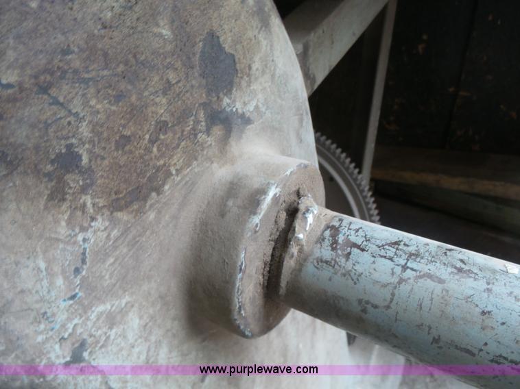 image for item L7475 Machine Tools El-Essley Machinery Co. bench grinder