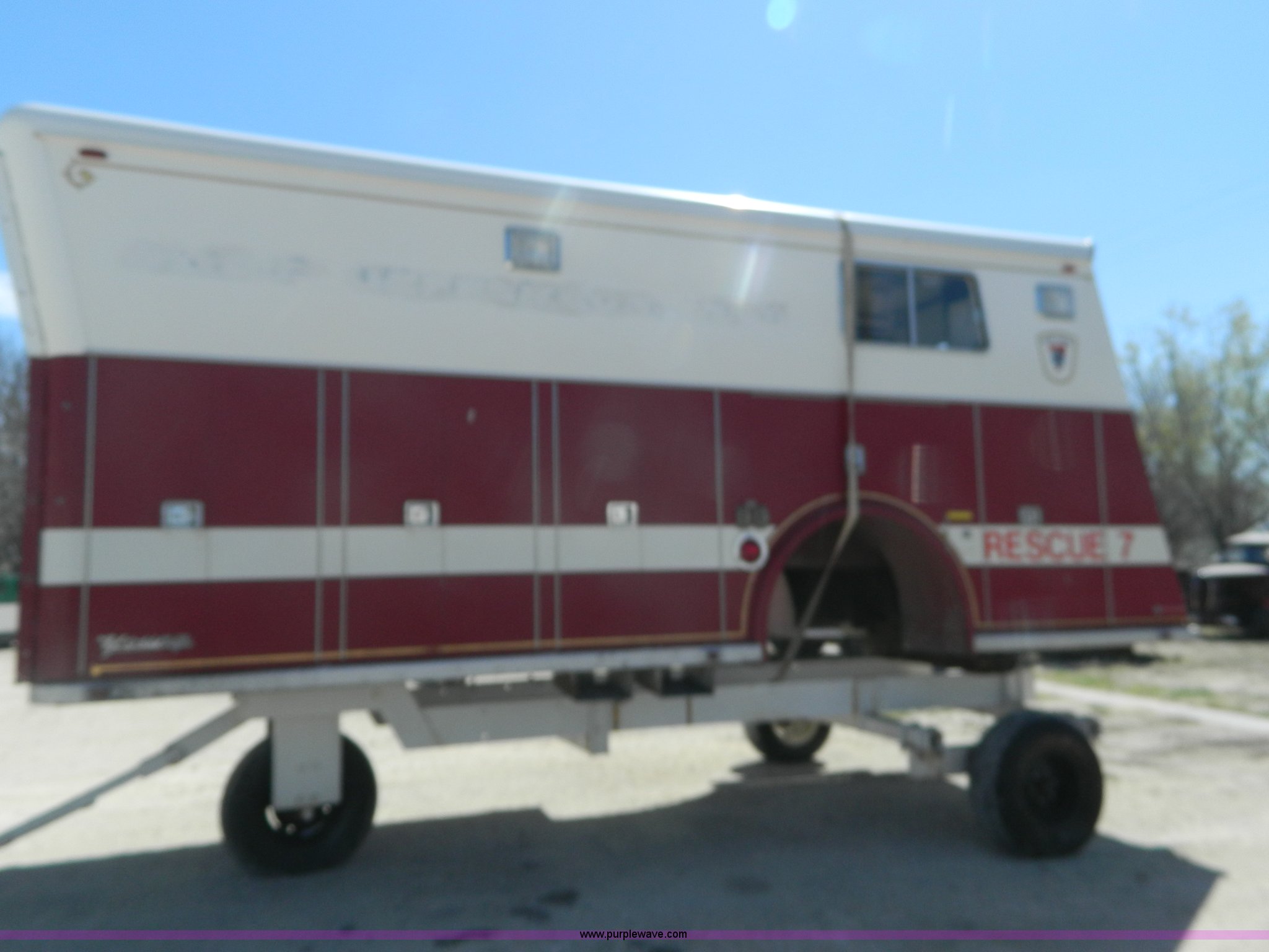 Fire rescue box in Downs, KS | Item AX9550 sold | Purple Wave