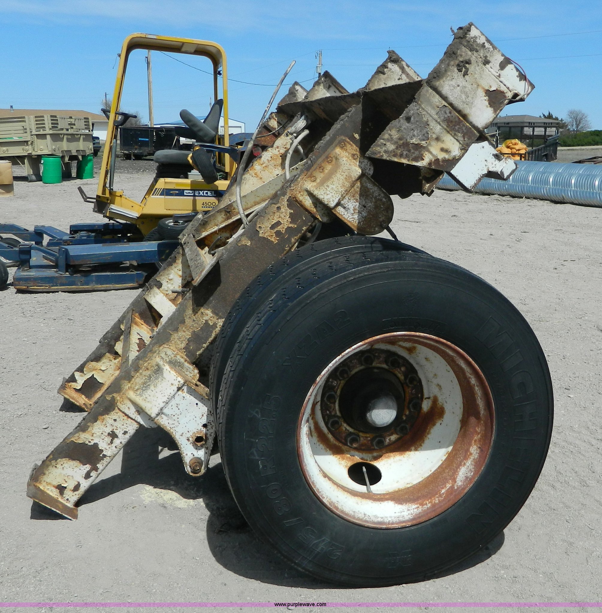 Rockwell trailer axle in Hays, KS Item BQ9867 sold Purple Wave