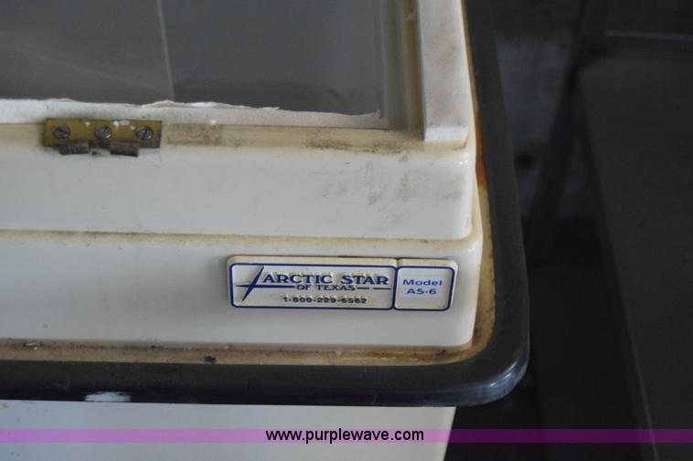 image for item AR9667 Restaurant equipment