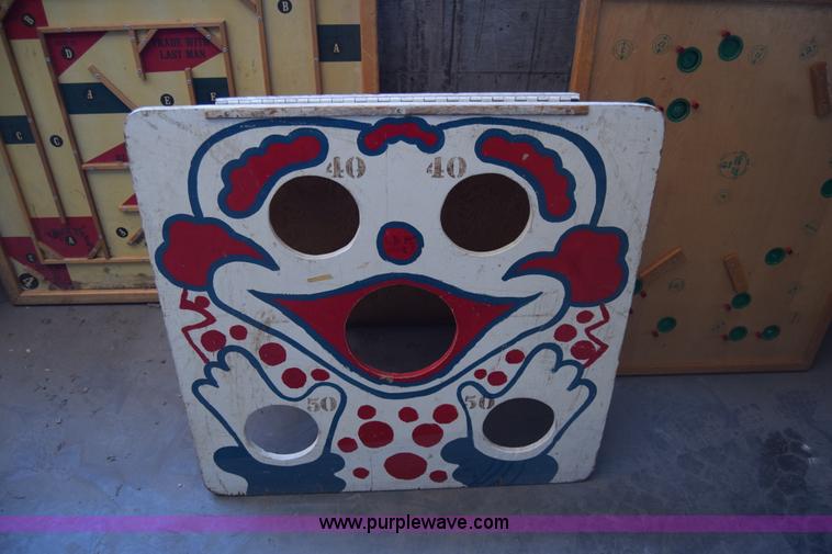 image for item AR9668 Board games