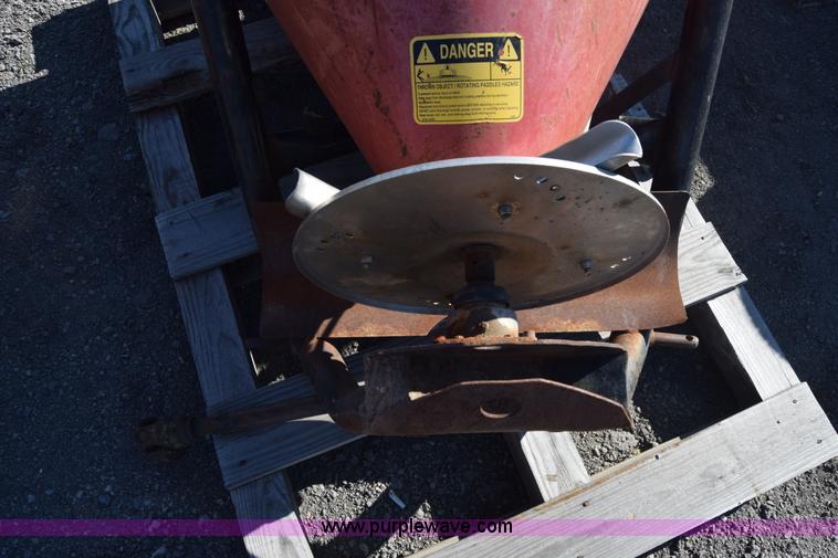 image for item BP9570 (2) Cosmo spreaders